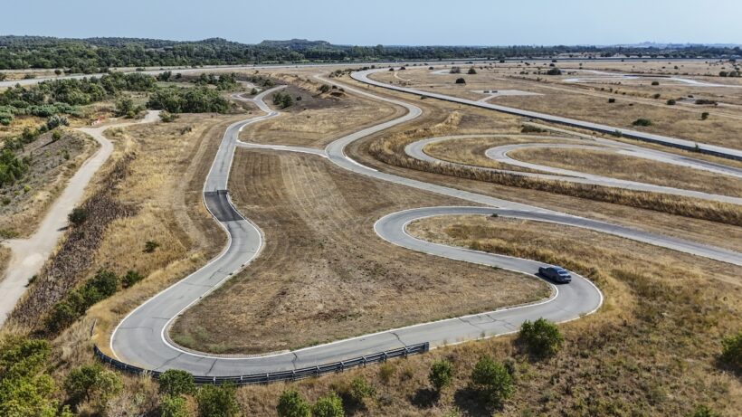 BMWグループの南フランス・ミラマのテスト施設。
