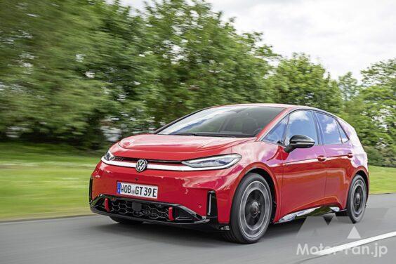 「フォルクスワーゲン ID.3 GTI」の走行シーン。