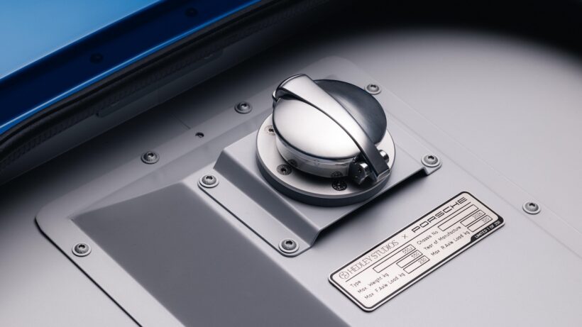 電動ミニチュアカー「ポルシェ 550 J」のディテール。