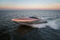 レクサスは、ラグジュアリーヨット「LY680」の海外販売をスタートした。