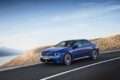 新型「BMW i3」内燃機関搭載モデルの走行シーン。