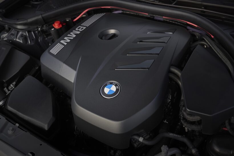 新型「BMW 3シリーズ」内燃機関搭載モデルのパワーユニット。