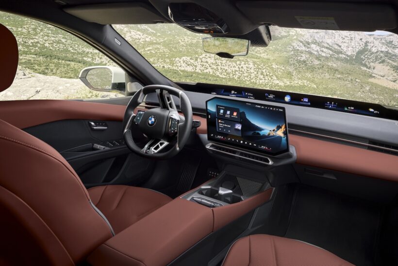 新型「BMW i3」内燃機関搭載モデルのインテリア。