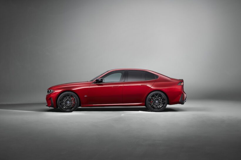 新型「BMW 3シリーズ」内燃機関搭載モデルのエクステリア。