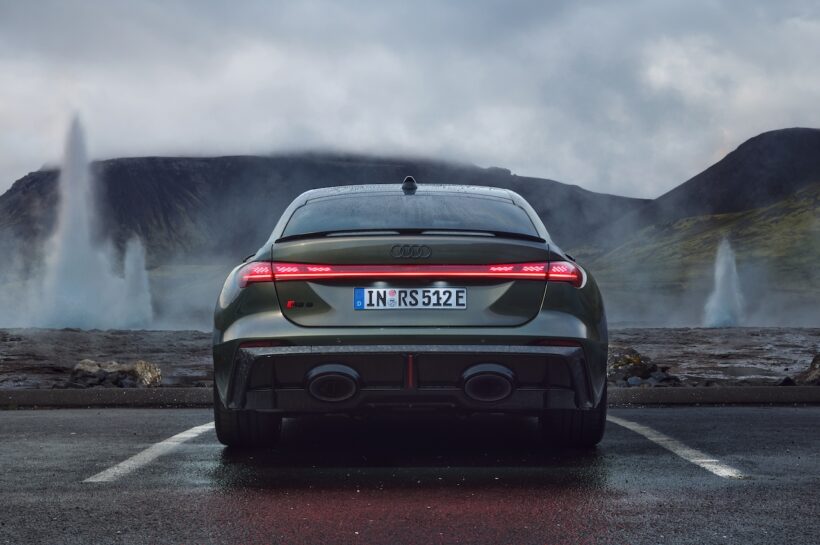 「アウディ RS 5」のエクステリア。