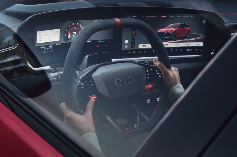 「アウディ RS 5 アンバト」のインテリア。