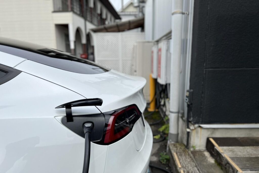 EV車