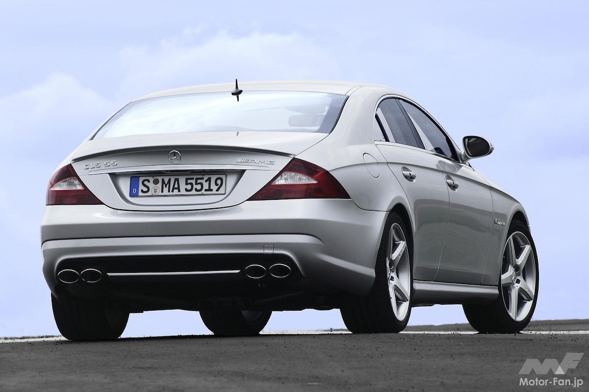 コンセプトカーのままのスタイリングであっと言わせた初代「CLS」を