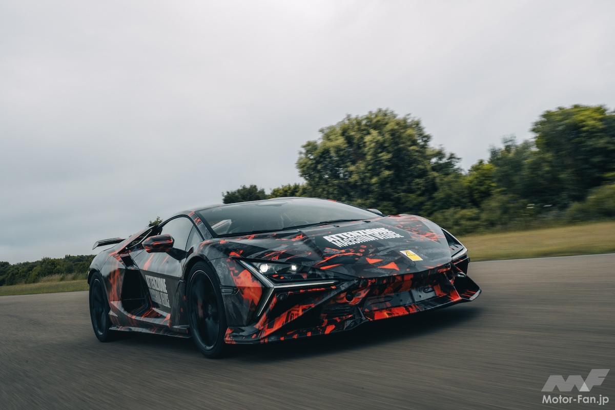 【至高のV12サウンド】最新ランボルギーニの「レヴエルトSV」にイタリアのサーキットで試乗