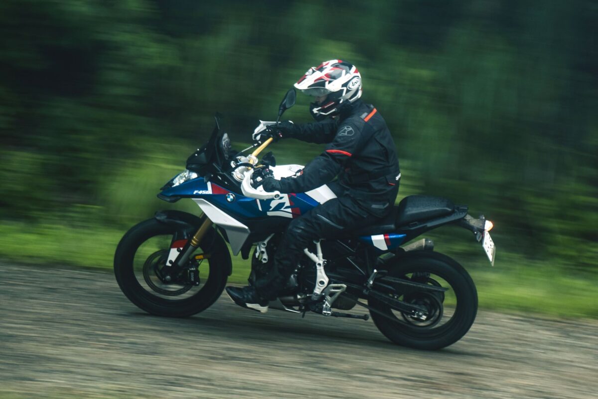 エンストしないBMW・F450GS。“GS”らしさをきっちり凝縮、オンもオフもガチで楽しめる秀作でした！