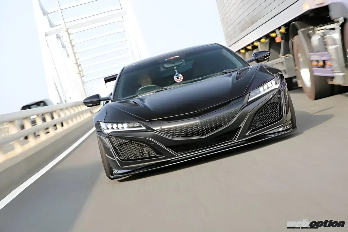 「ホンダもビックリ!?」NSXをネオ暴走族スタイルに仕上げたLBワークスの本気