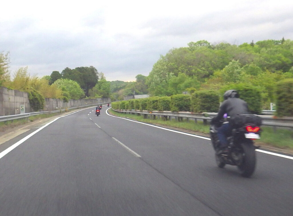 highway_rules_009b