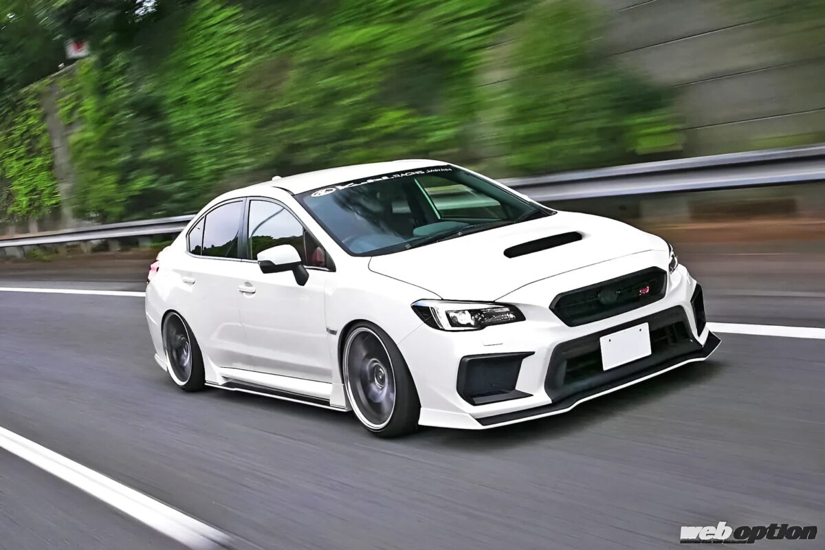 「純正の良さを残して激変！」スバルWRX用の必勝エアロに乾杯