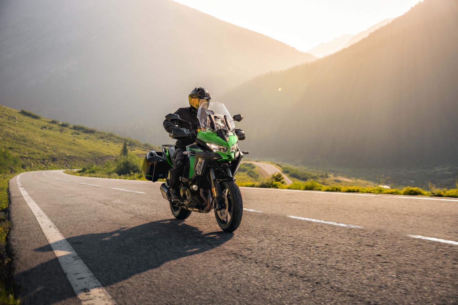 最高出力135psの大型ツアラー、カワサキ「VERSYS 1100 SE」。10月17日 最高出力135psの大型ツアラー、カワサキ「VERSYS 1100 SE」。10月17日