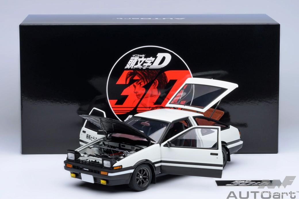 漫画『頭文字D』のAE86が1/18スケールの超精密モデルに! 連載開始30周年記念特別仕様、東京・浅草で10月19日まで展示・販売中!
