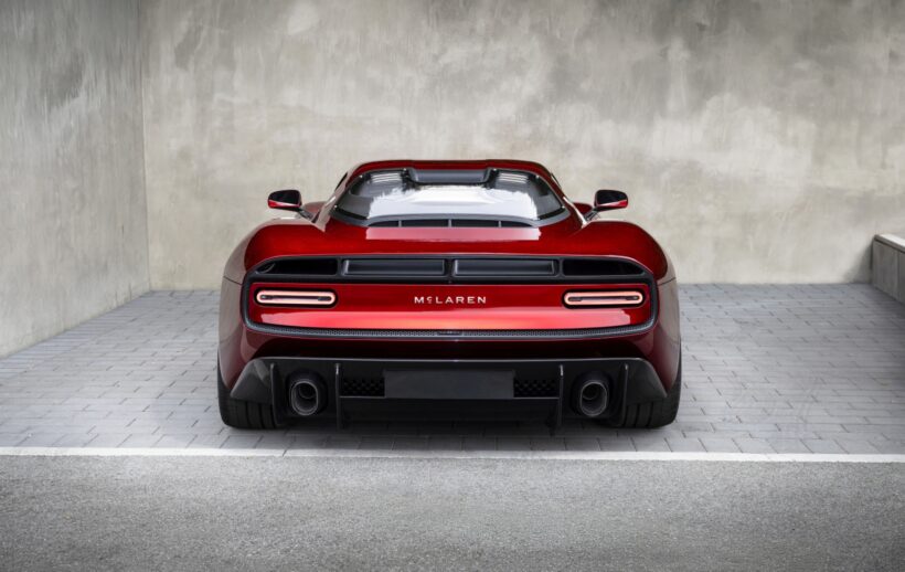 マクラーレンが新時代に向けてロゴを刷新した（写真は2026年8月に発表された「McL 6GT」）。