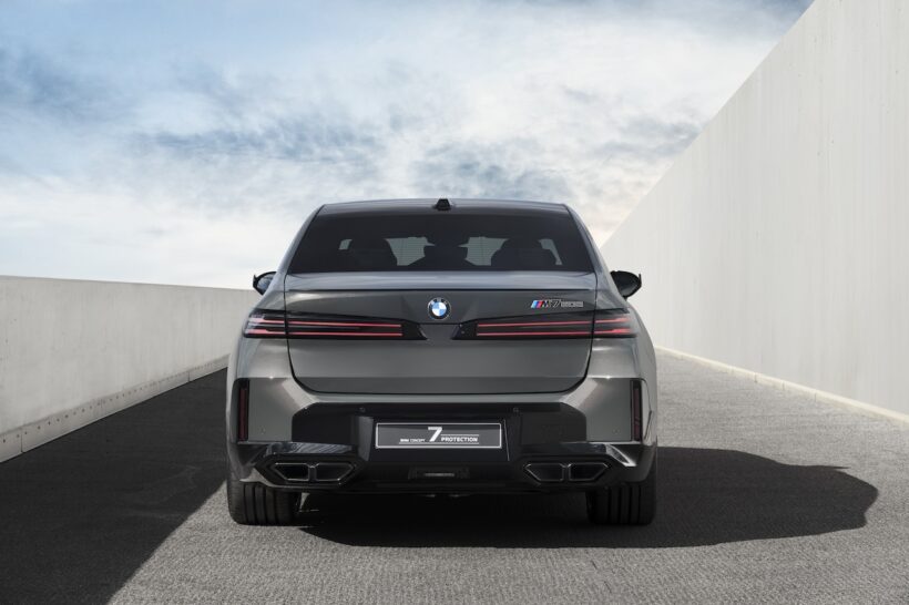 「BMW コンセプト 7 プロテクション」のエクステリア。