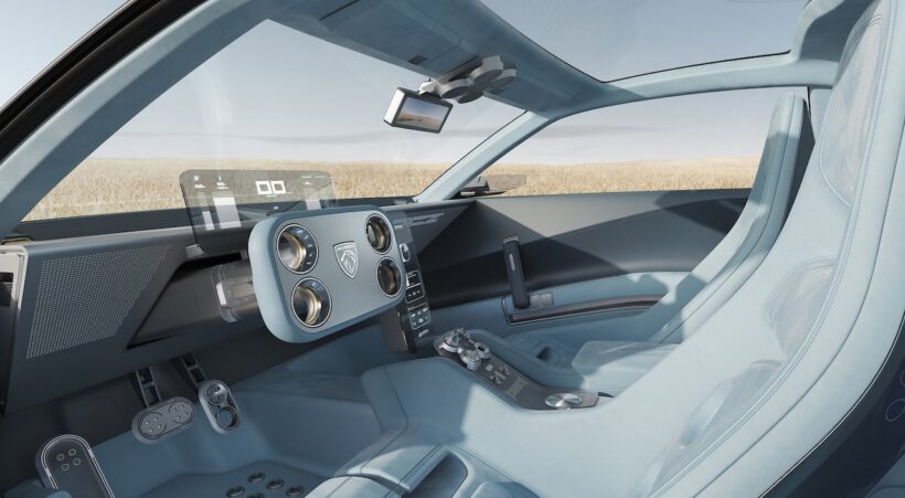 フル電動コンセプト「プジョー RCZ ビジョン」のインテリア。