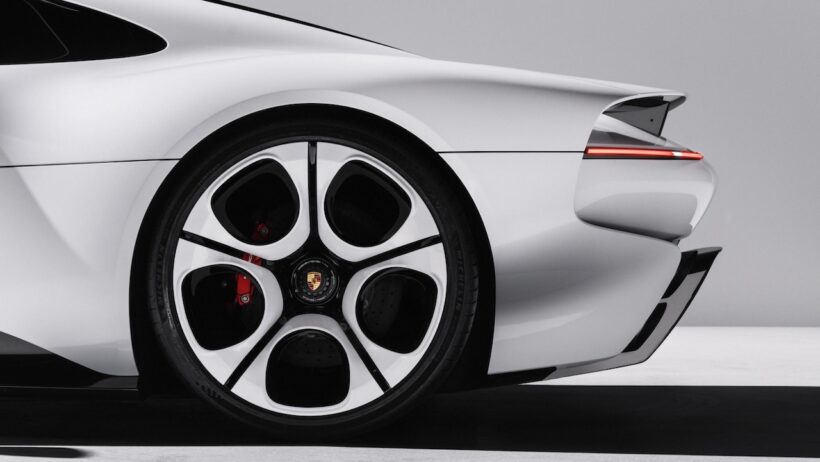 ミッドシップハイパースポーツ「ポルシェ ミッション S」のディテール。