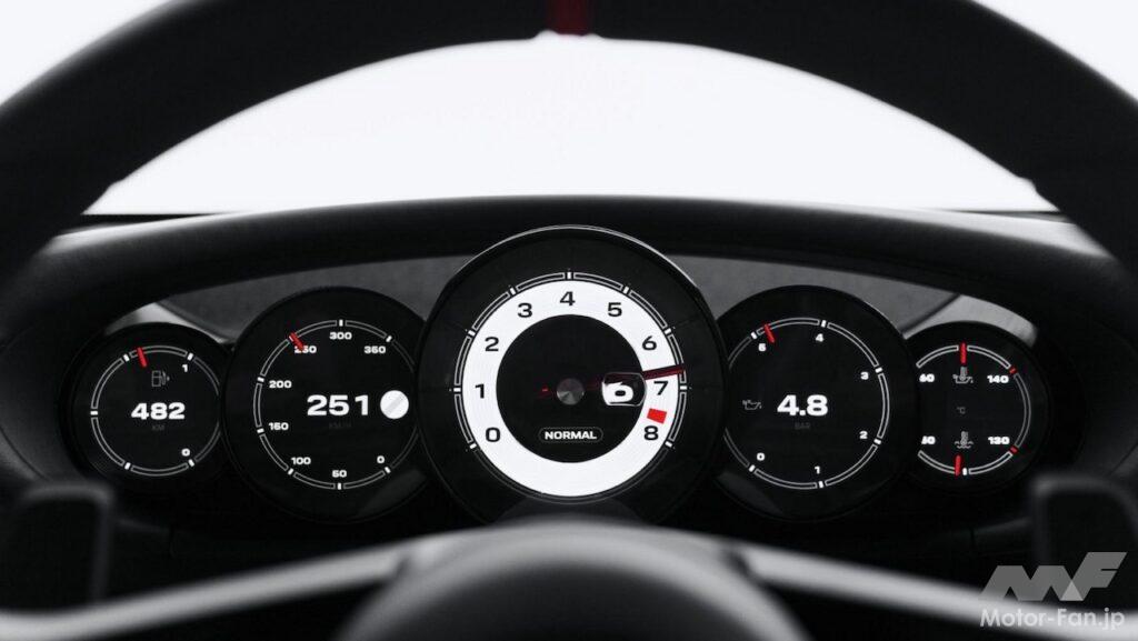 ミッドシップハイパースポーツ「ポルシェ ミッション S」のコクピット。