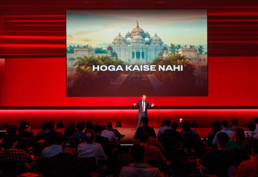 インドのニューデリーで開催された没入型イベント「ウニヴェルソ・フェラーリ」。