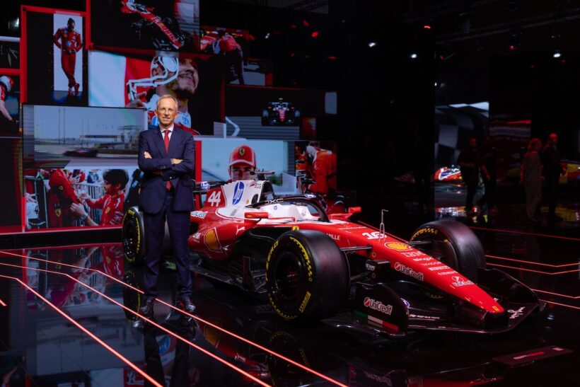 10月17日に開幕した「ウニベルソ・フェラーリ」には、フェラーリのベネデット・ヴィーニャCEOをはじめ多くの関係者を集めてプレビューイベントが実施された。