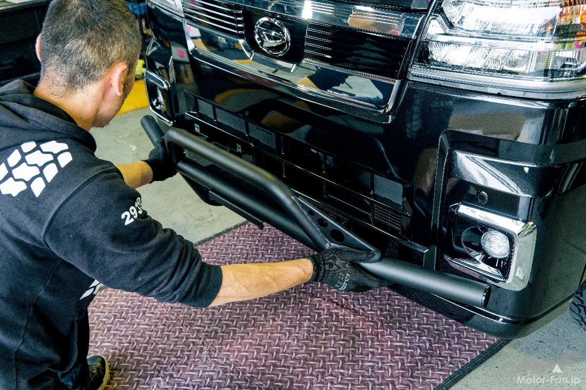 【軽トラDIY】「純正バンパーはそのままでOK！」フロントマスクをワイルドに変えるバンパーガードを取り付けてみた