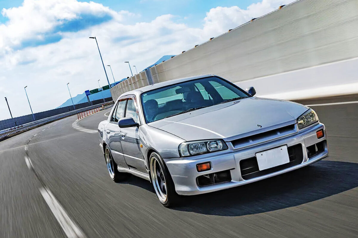「目指したのは往年のスカイラインGT-B」おとなしい4ドアのHR34にRB26改2.7Lを隠し持つ！