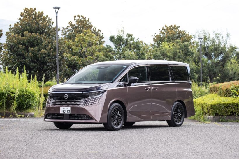 日産 エルグランド G e-4ORCE