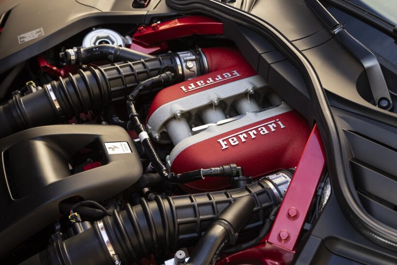 6.5リッターV型12気筒自然吸気エンジン