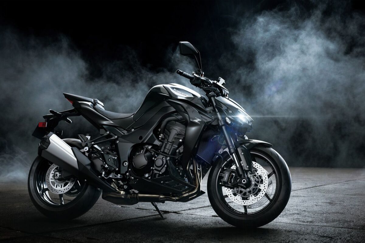 カワサキ「Z1100／Z1100 SE」国内発売！ 価格158万4000円から、11月14日発売