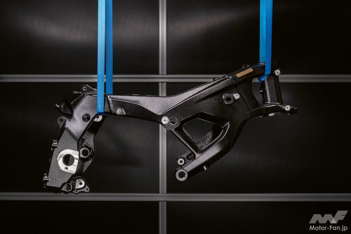 BMW Motorrad 新型「M1000RR」の全貌が見えてくる？ EICMA2026で発表か！