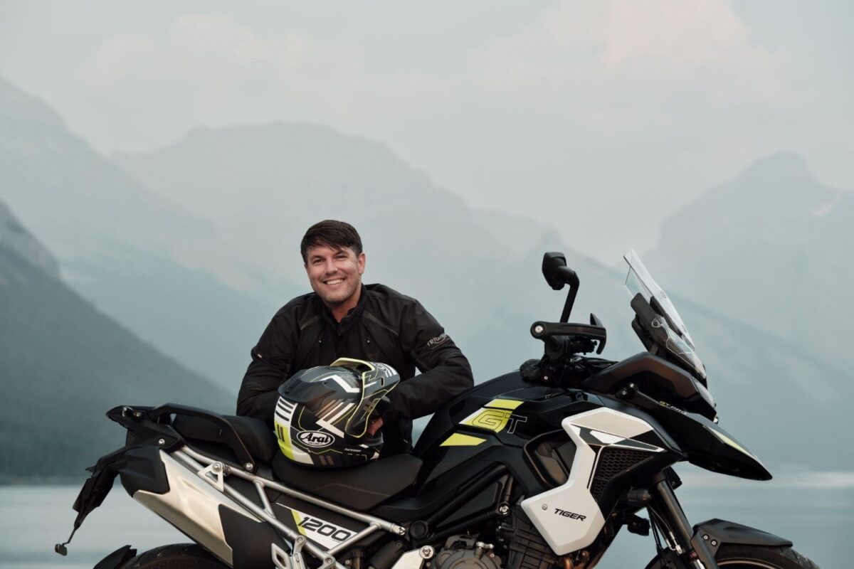エンジンは158馬力、車高が自動で下がる！　トライアンフ新型「TIGER 1200」発表