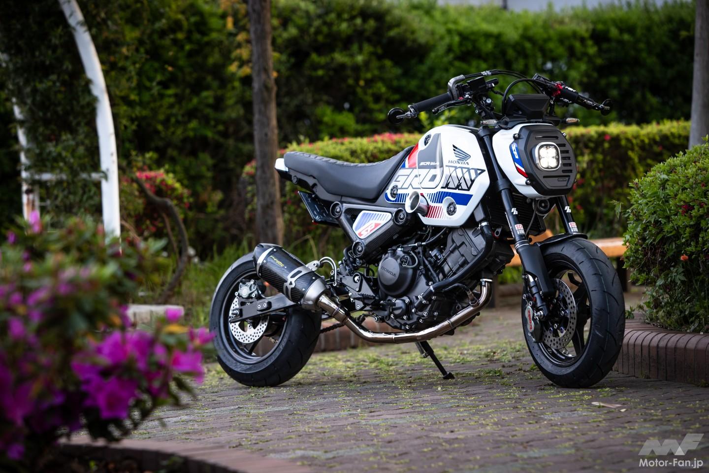 グロムにCBR250Rエンジン搭載で30ps超！ カーボンホイール装着のUSDM