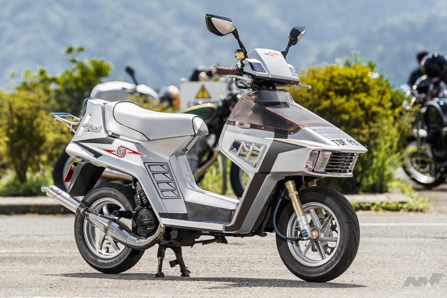 ZXR400R、FZR400、VFR400R……高回転サウンドにシビれる！ 4ストレプリカ
