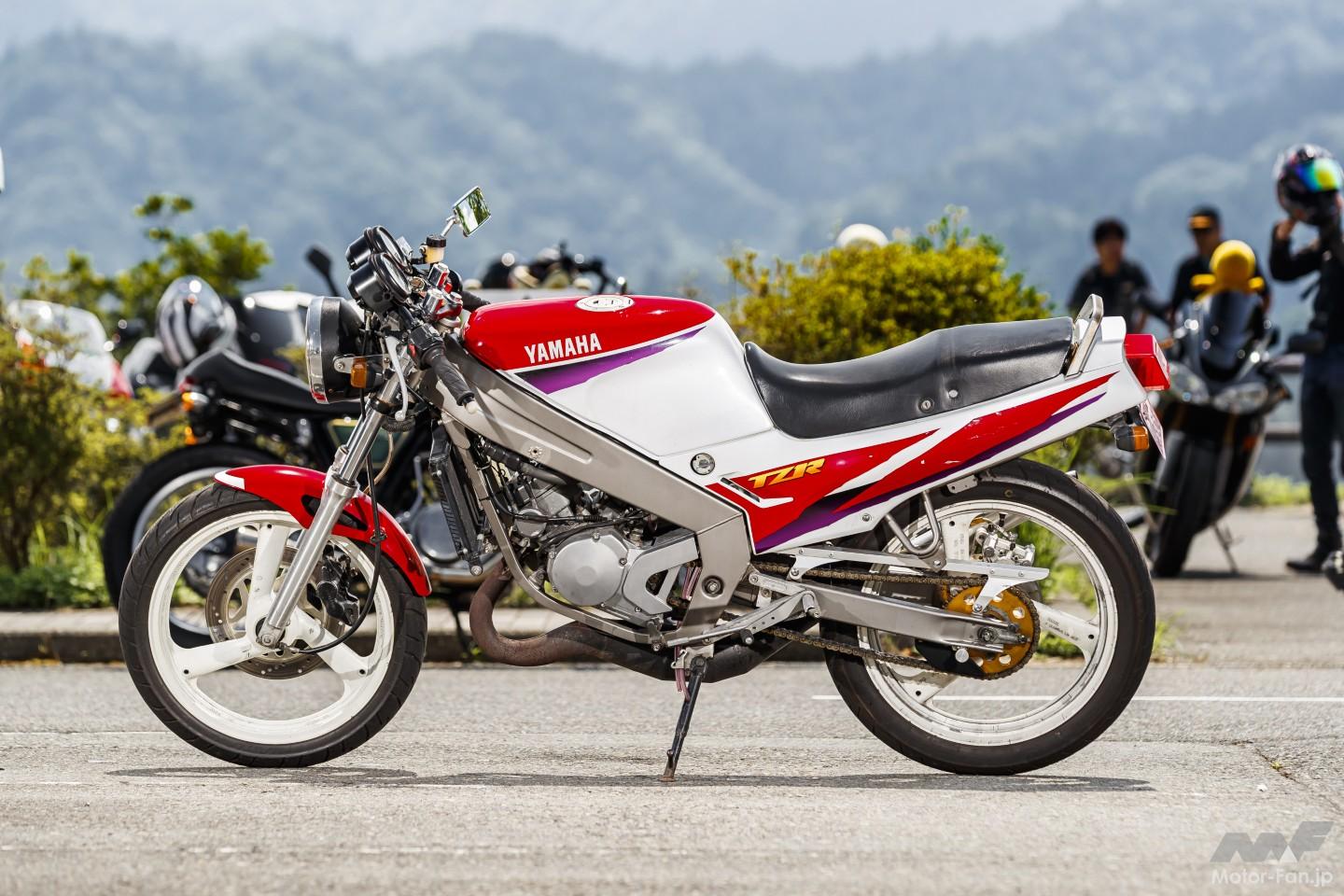 ZXR400R、FZR400、VFR400R……高回転サウンドにシビれる！ 4ストレプリカ