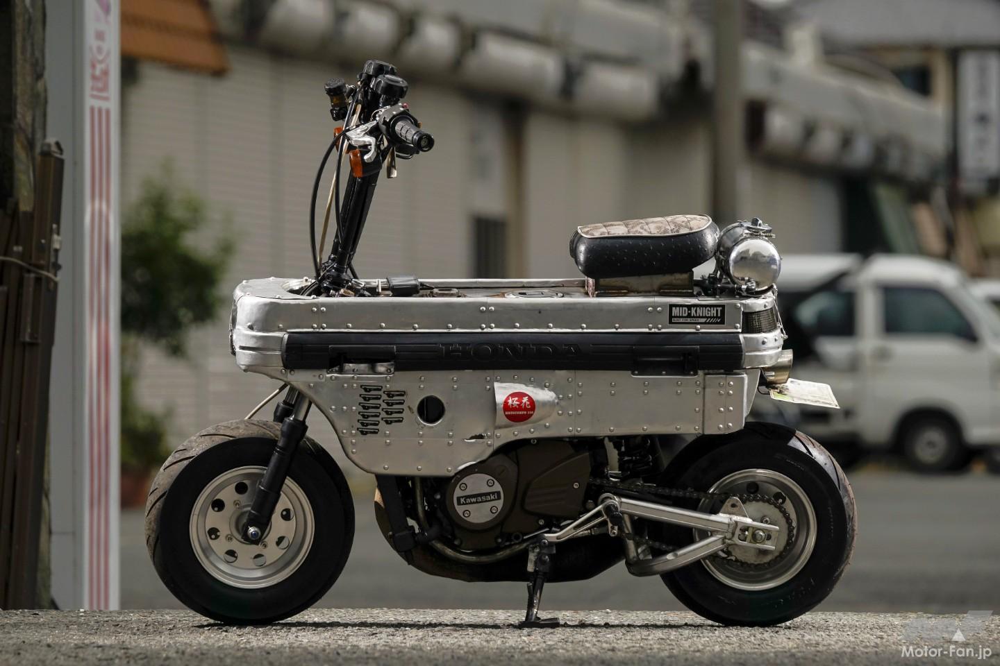 かわいい顔して中身は狂暴！ モトコンポに2スト150ccエンジンを