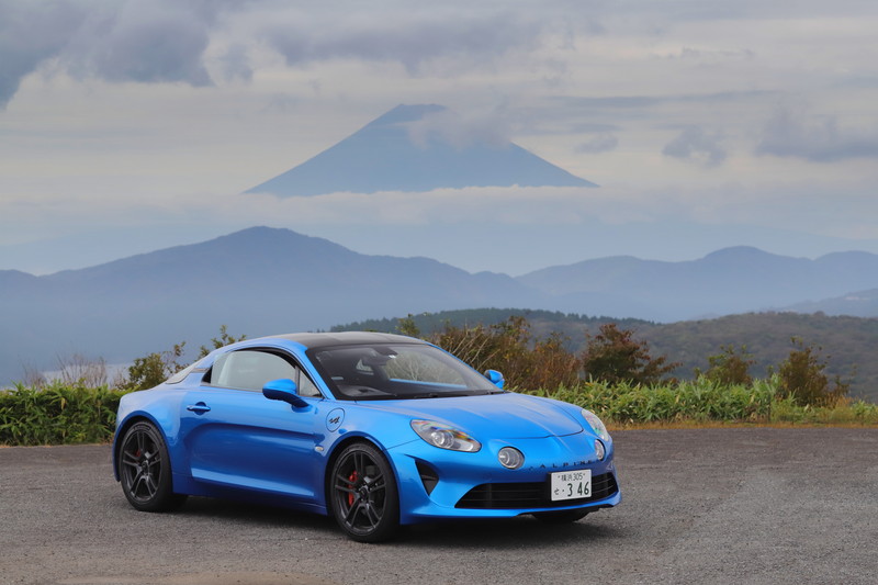 池沢早人師、21世紀の狼「アルピーヌ A110S」を駆る！【第3回：ツーリング＆ユーティリティ編】