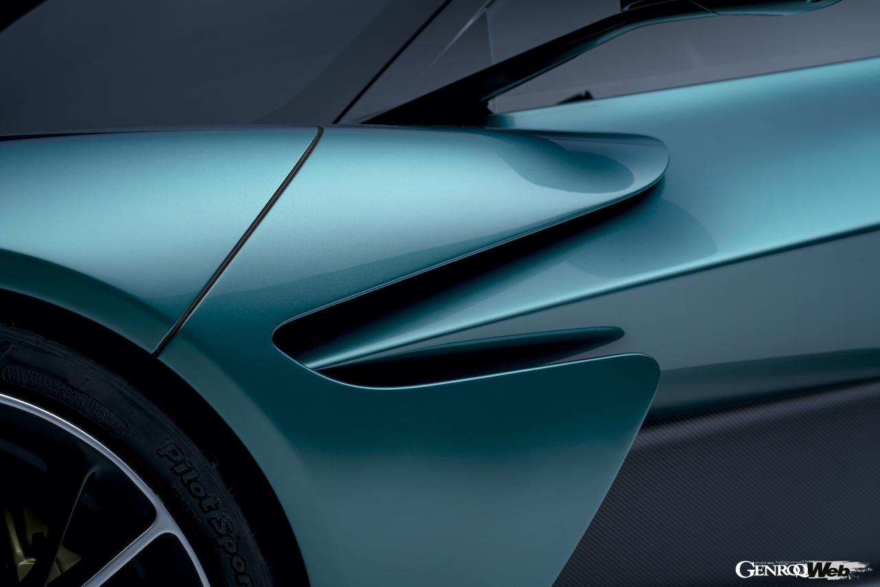 アストンマーティン、初のミッドエンジンPHEVスーパースポーツ「ヴァルハラ（Valhalla）」の生産仕様を公開