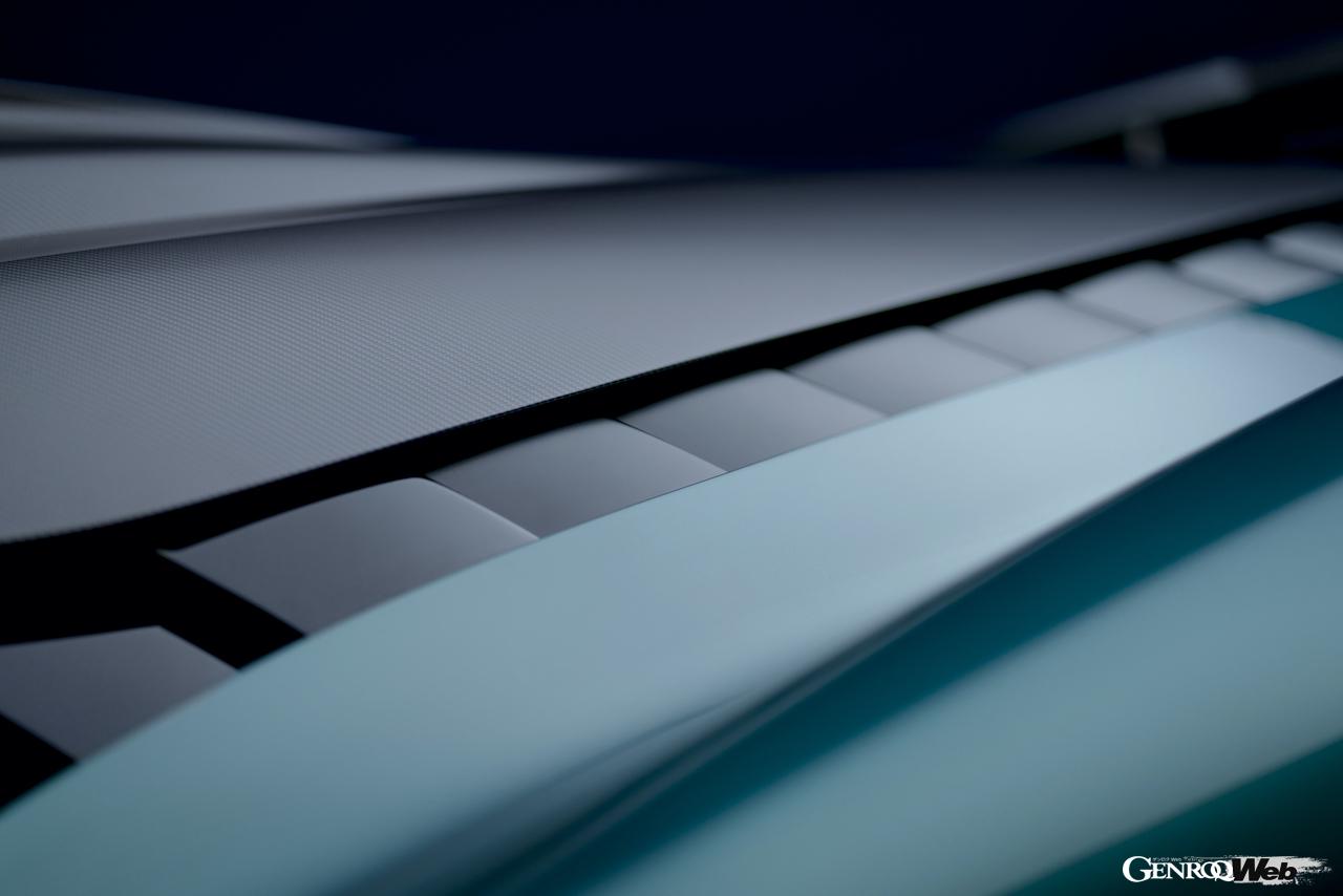 アストンマーティン、初のミッドエンジンPHEVスーパースポーツ「ヴァルハラ（Valhalla）」の生産仕様を公開