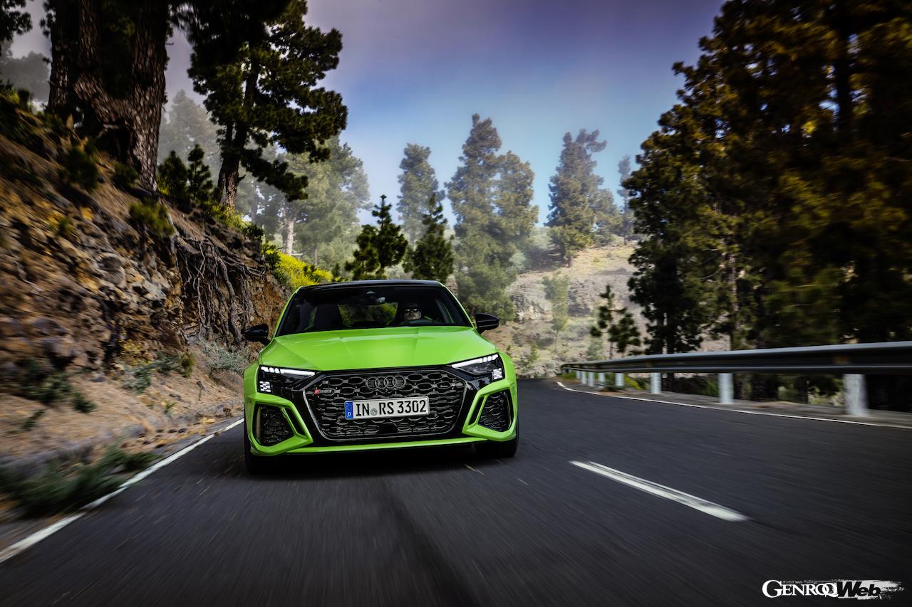 最高出力400p、最高速度290km/hを実現した新型「アウディ RS 3 スポーツバック／セダン」がデビュー