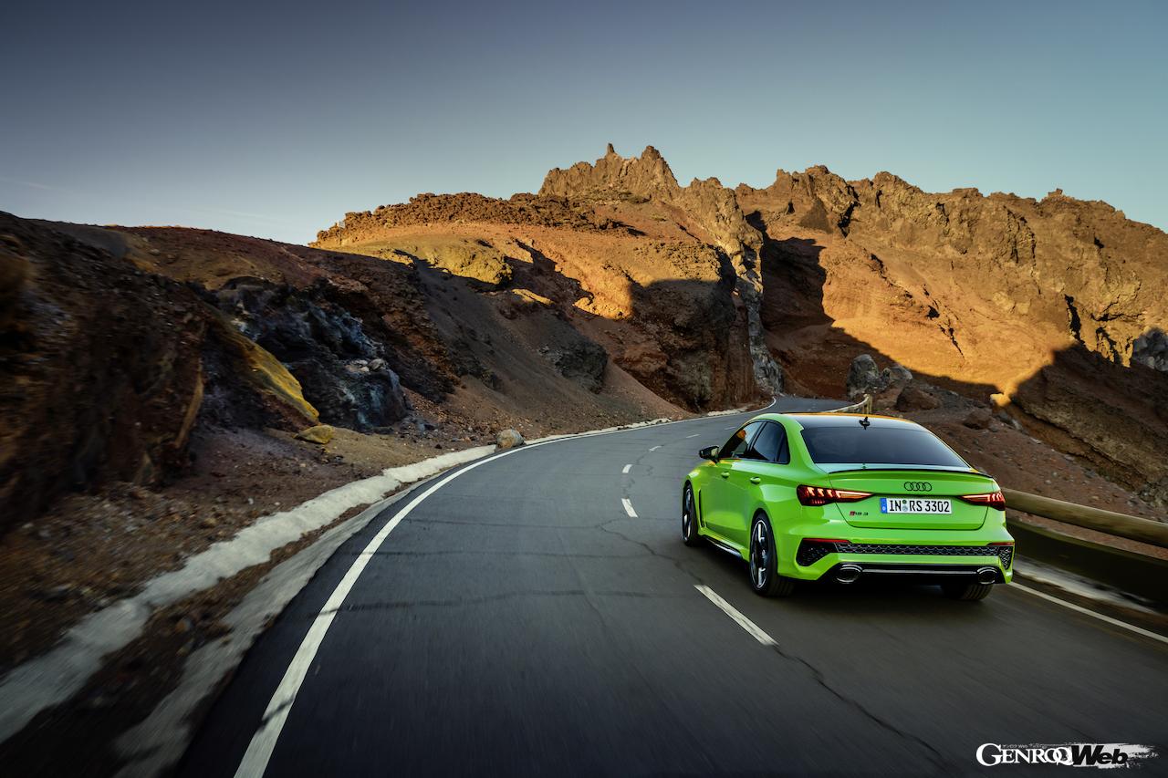 最高出力400p、最高速度290km/hを実現した新型「アウディ RS 3 スポーツバック／セダン」がデビュー