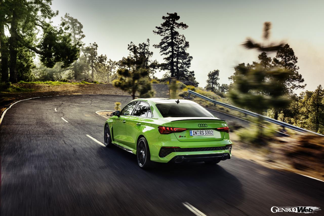 最高出力400p、最高速度290km/hを実現した新型「アウディ RS 3 スポーツバック／セダン」がデビュー