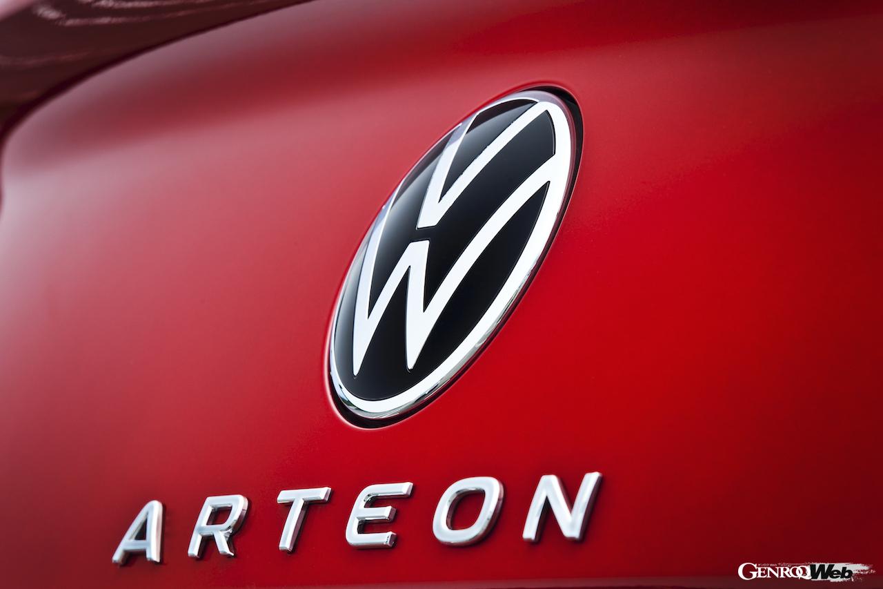 フォルクスワーゲン アルテオン シューティングブレークのエンブレム