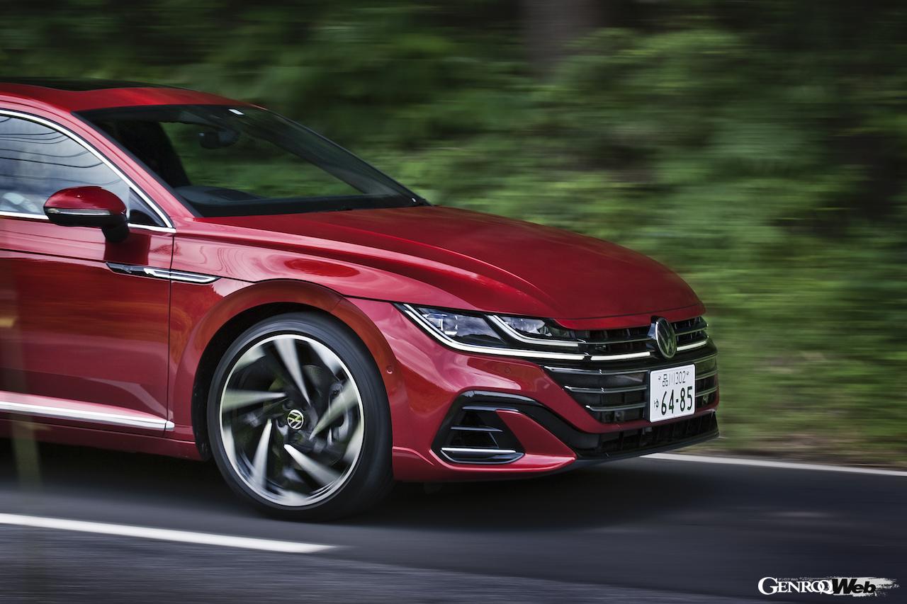 フォルクスワーゲン アルテオン シューティングブレークのフロントセクション