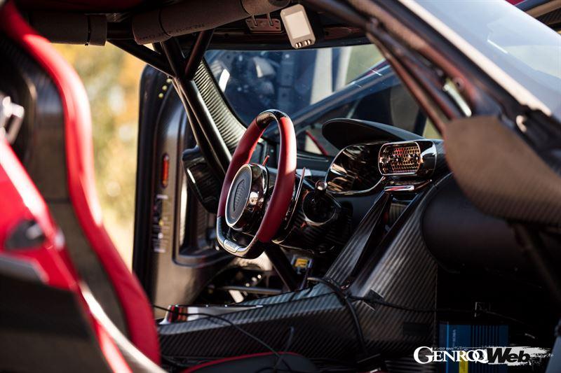 ケーニグセグ レゲーラのコクピット