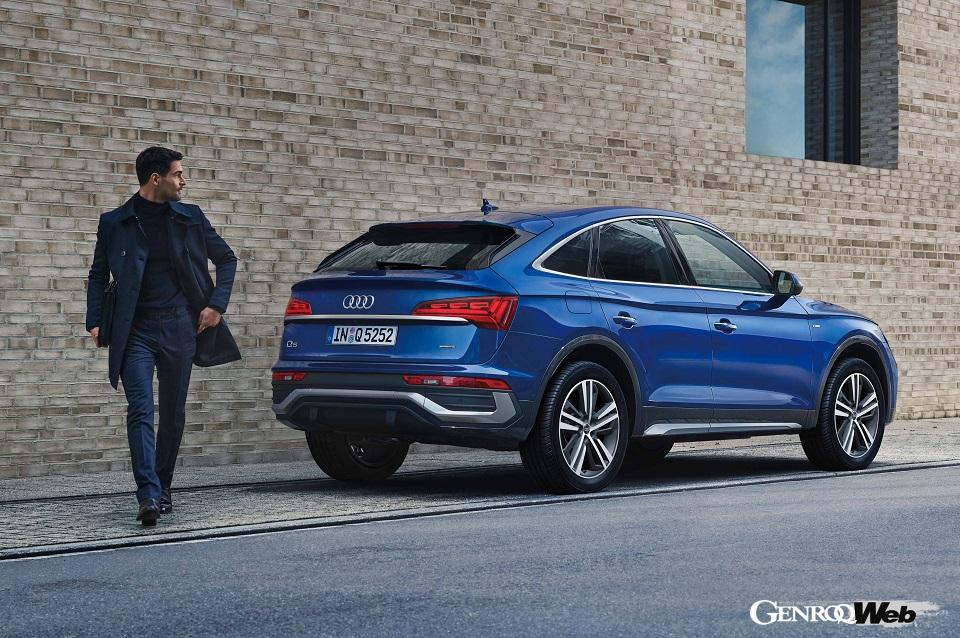 アウディ Q5 スポーツバックのリヤビュー