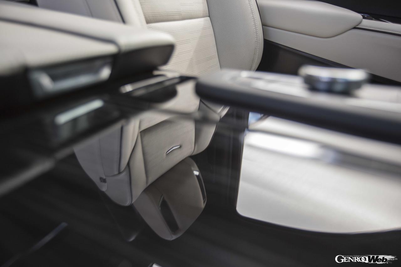 新型キャデラック エスカレードのシート