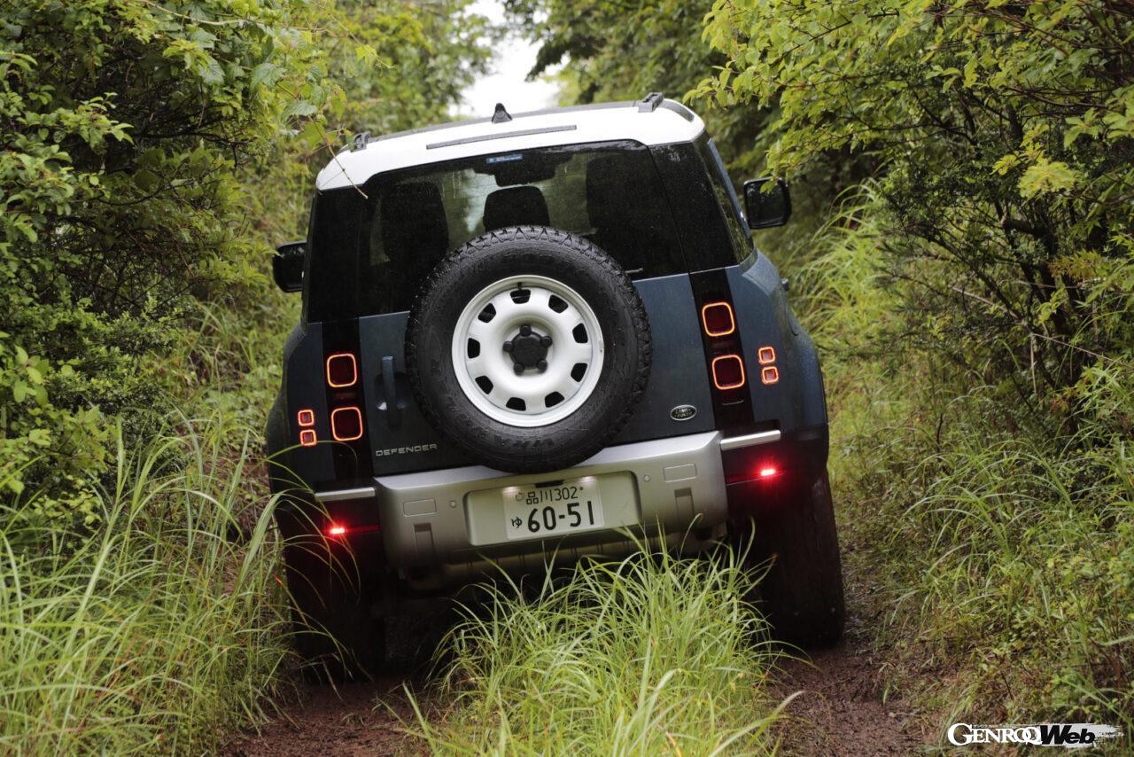 ランドローバー ディフェンダー 90のリヤビュー