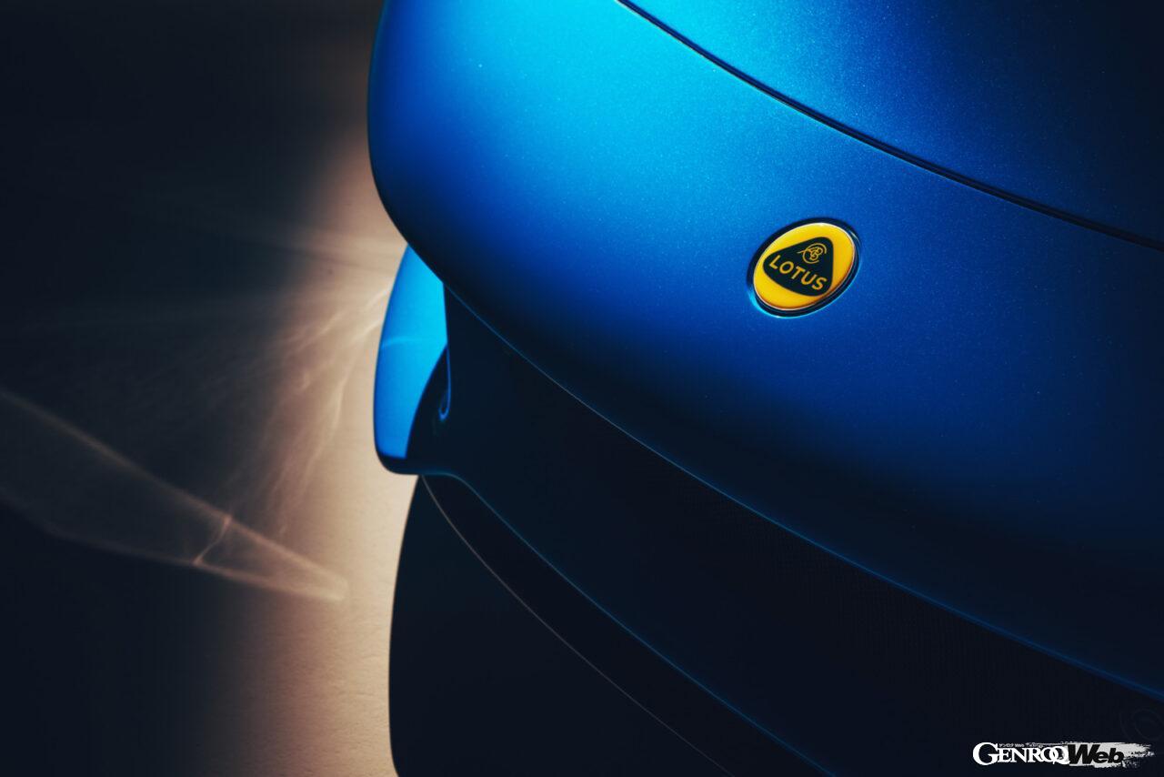 ロータス エミーラのエンブレム